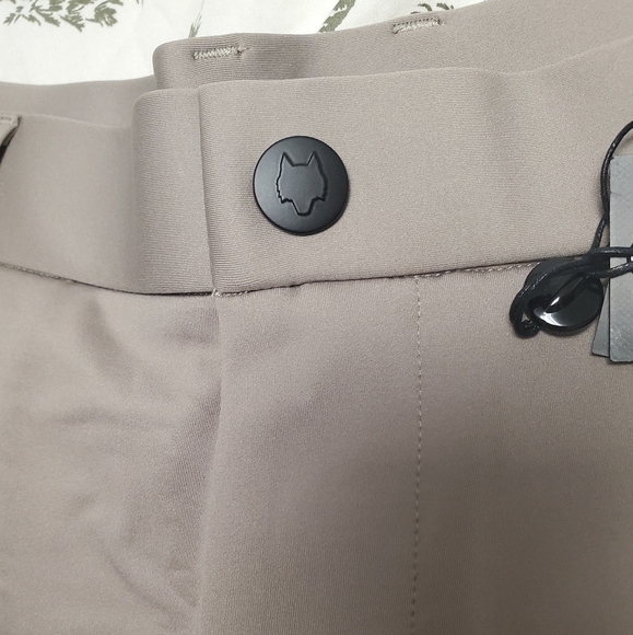 Greyson Sequoia Short - Picture 3 of 3